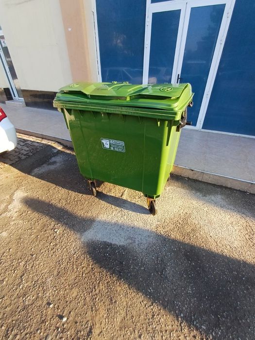 Пластиковые пластмассовые мусорные контейнери баки от 120 до 1100 л