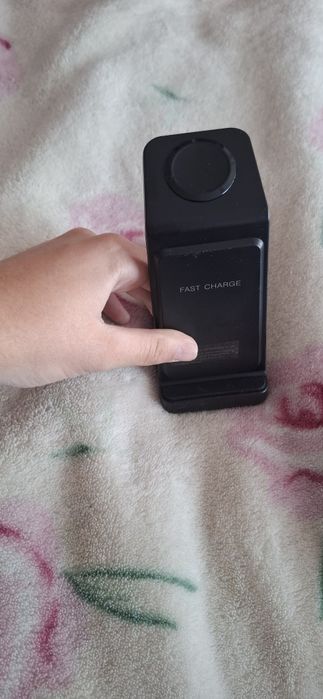 Fast charger чисто нова е!!!