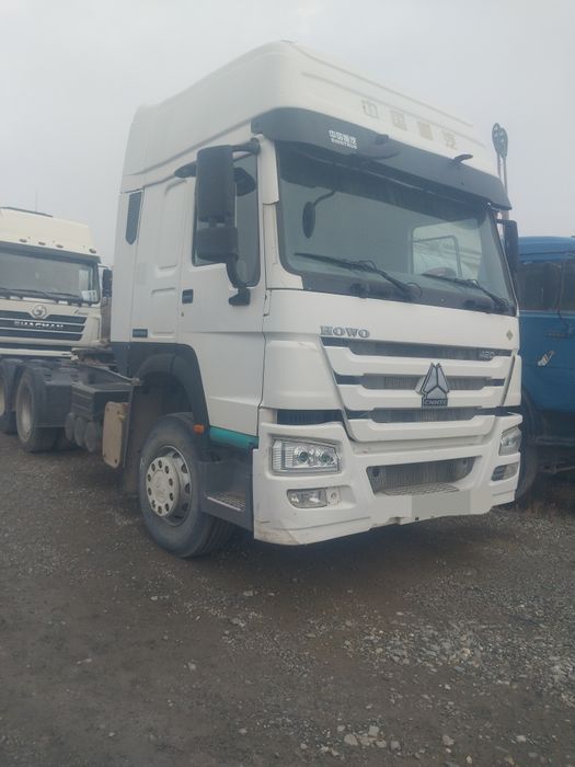 Howo A6 tyagach yili 2018 pritsepi  yili 2024 yurgani 350000 km