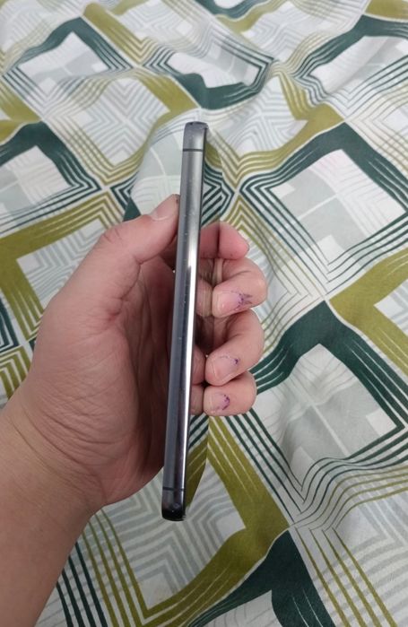 Samsung galaxy s23 128/8