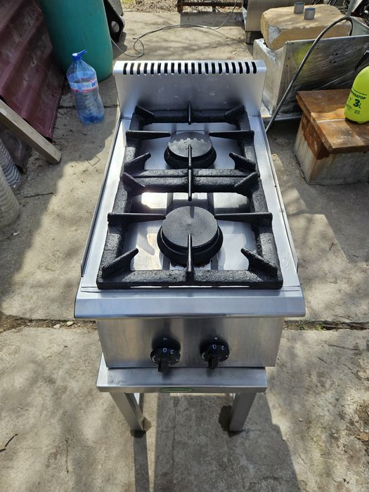 Газов Котлон 2-ка. Настолен  със Защита Пилотен пламък със стойка маси