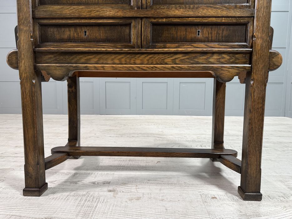 Шкаф - бюфет Jacobean Style Д1101