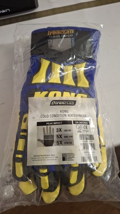 Противоударные перчатки