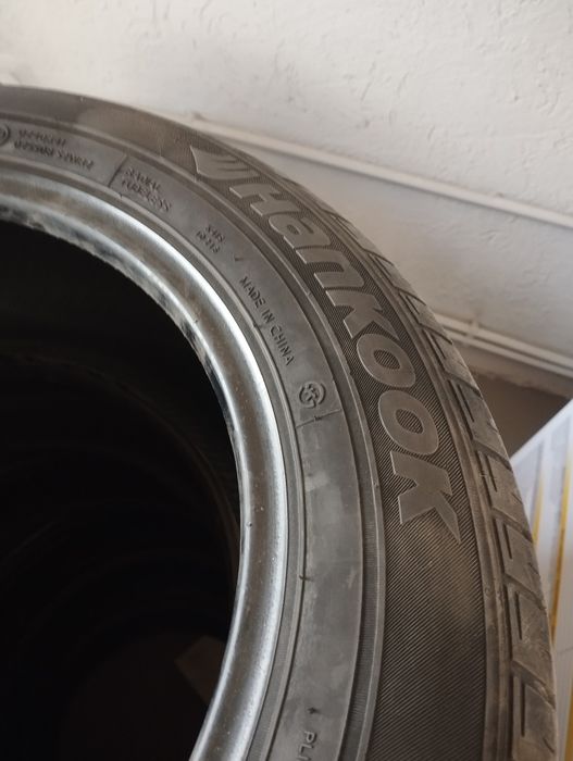 Продам шины 2 штуки