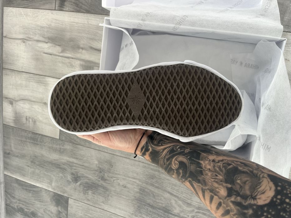 Adidasi Maison Mihara Yasuhiro