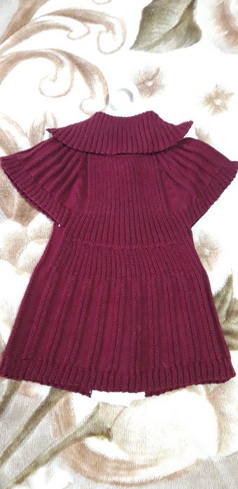 Вязанная желетка