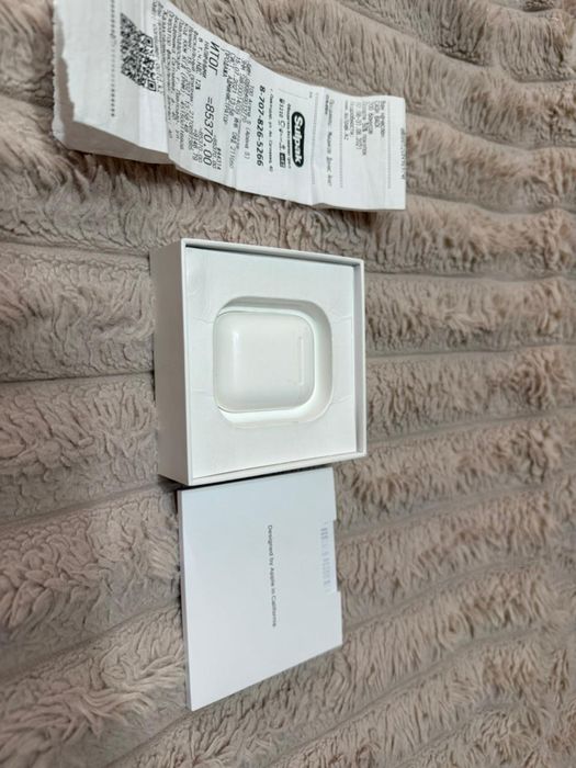 Продам airpods2.