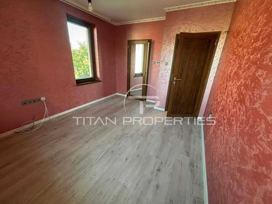 Продава се Къща в Пловдив, Прослав - 370 кв.м за 2163 €/кв.м - Снимка #1