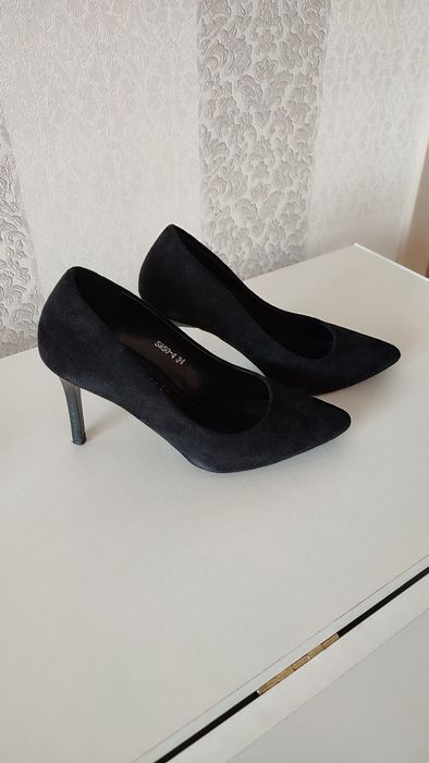 Туфли 34 размер черные замшевые