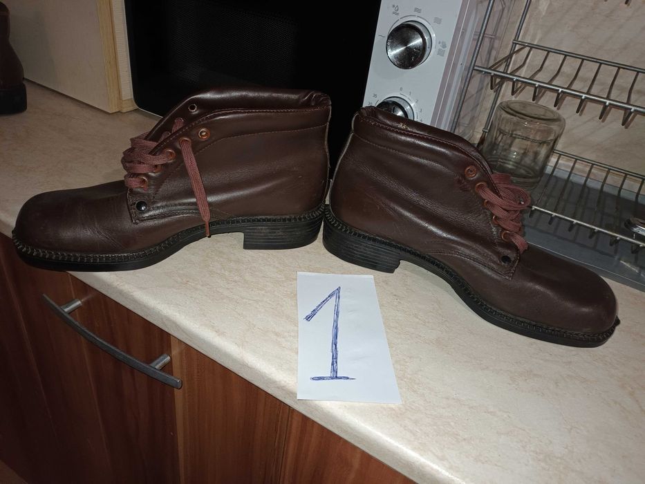 чисто нови боти № 41 естествена кожа телешки бокс .