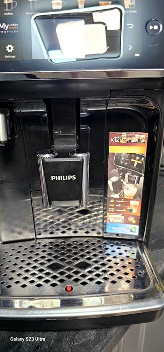 Продавам Philips LatteGo 5400