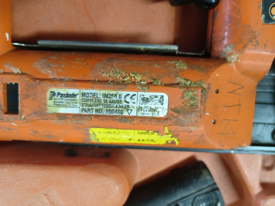 Иглени пистолети Paslode