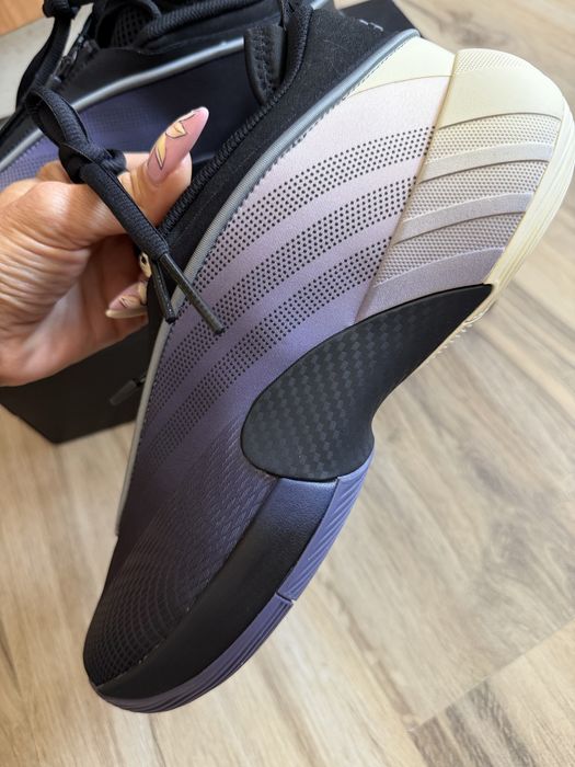 Оригинални нови шикозни маратонки adidas DON ! 41,44,45,46 н