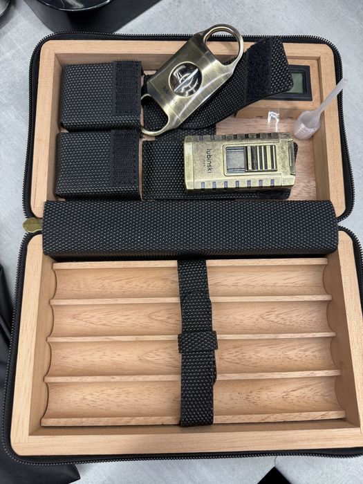 Хумидор за пури Lubinski cigar/Преносима кутия за пури