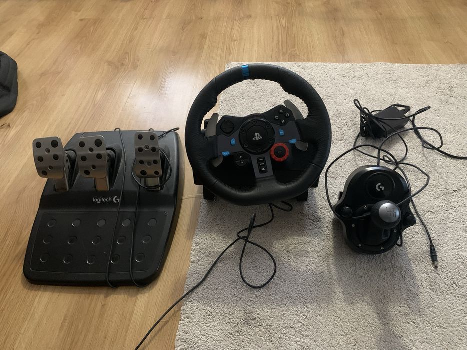 Vand Volan logitech g29 driving force+schimbator 6 trepte