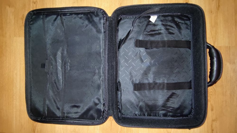 Geanta office laptop stil diplomat