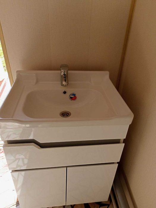 Уй сотилади 9 соток 7 хона. Тошкент туманида. Срочно. Договорная. Своя