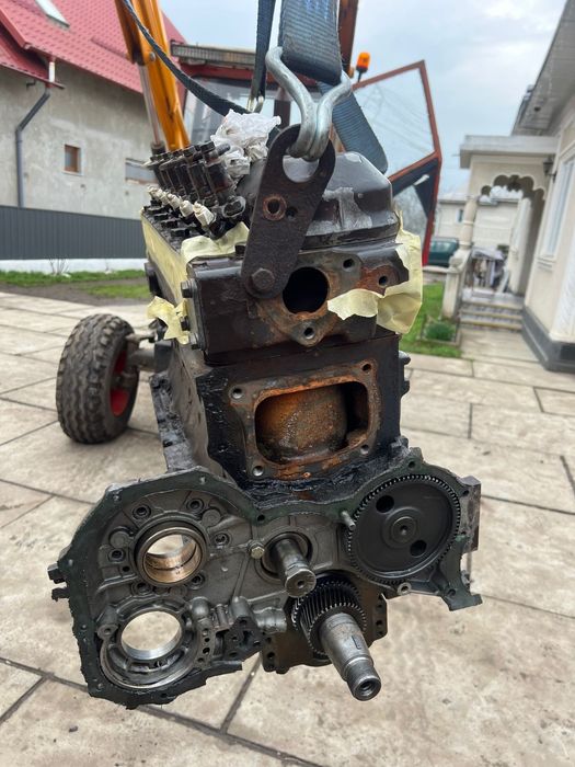 Dezmbembrez Motor Iveco / Fiat