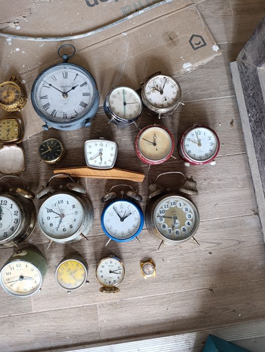 Ceas masă vechi URSS RO