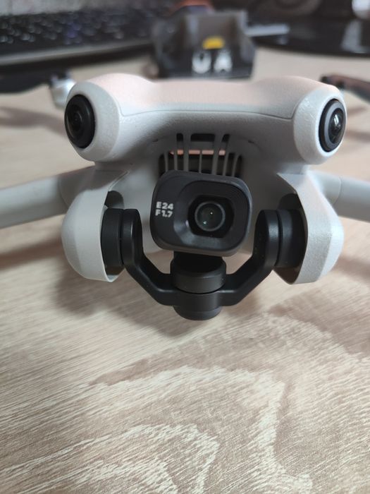 Дрон dji mini 4 pro