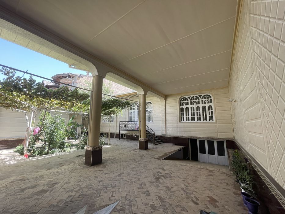 Дом в центре города 6 соток