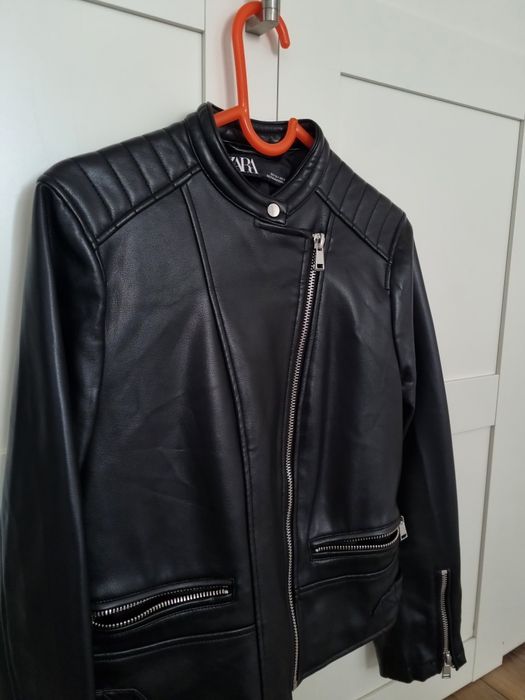 Женская кожаная куртка