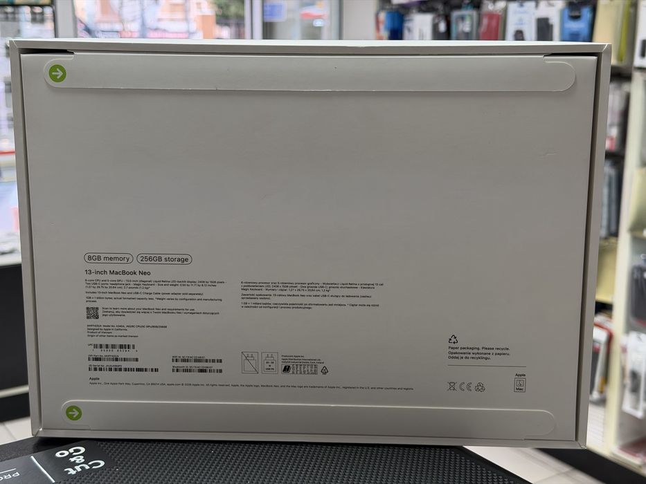 Apple MacBook Neo 13 inch 256GB ЧистоНов