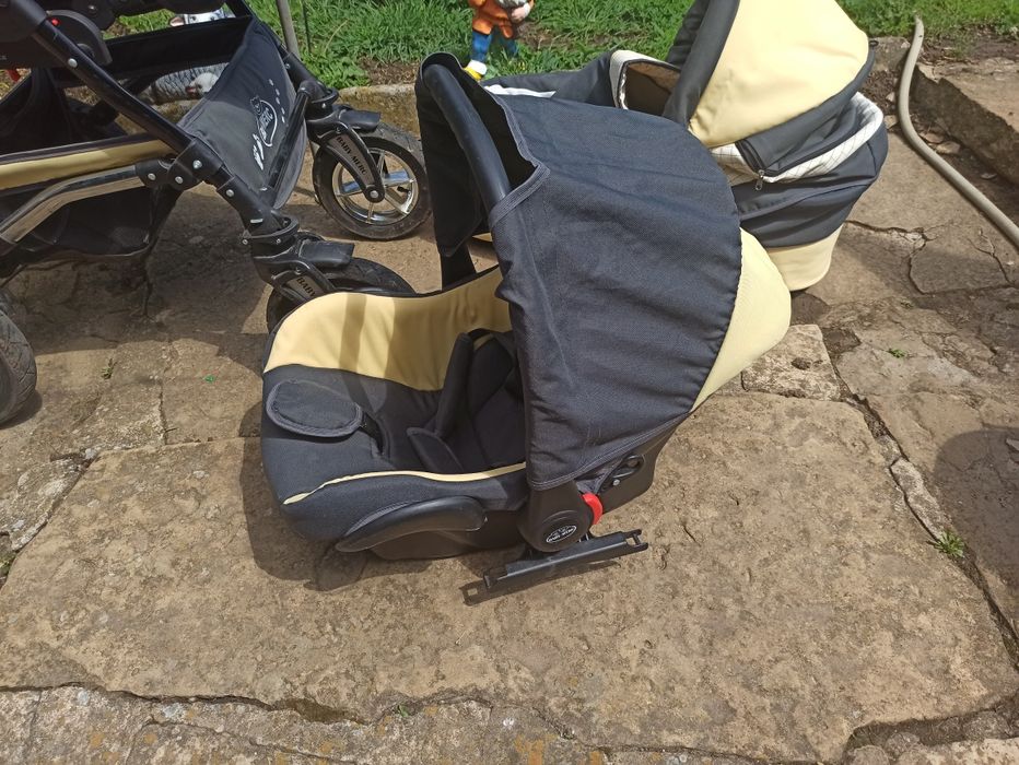 Бебешка количка пълен комплект