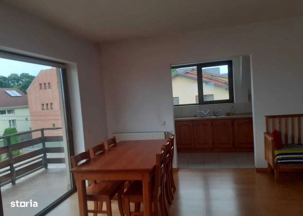 Apartament 3 camere si 2 balcoane in Europa