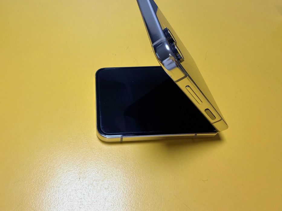 Samsung Z Flip 5 256 GB