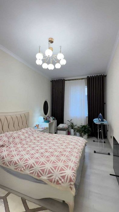 Продается квартира в центре ориентир Сулайман дом Верховный суд