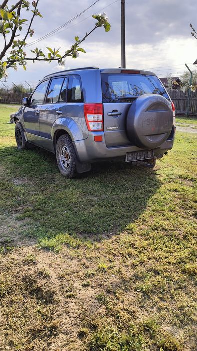 Suzuki grand vitara 1.9 ddis dezmembrez
