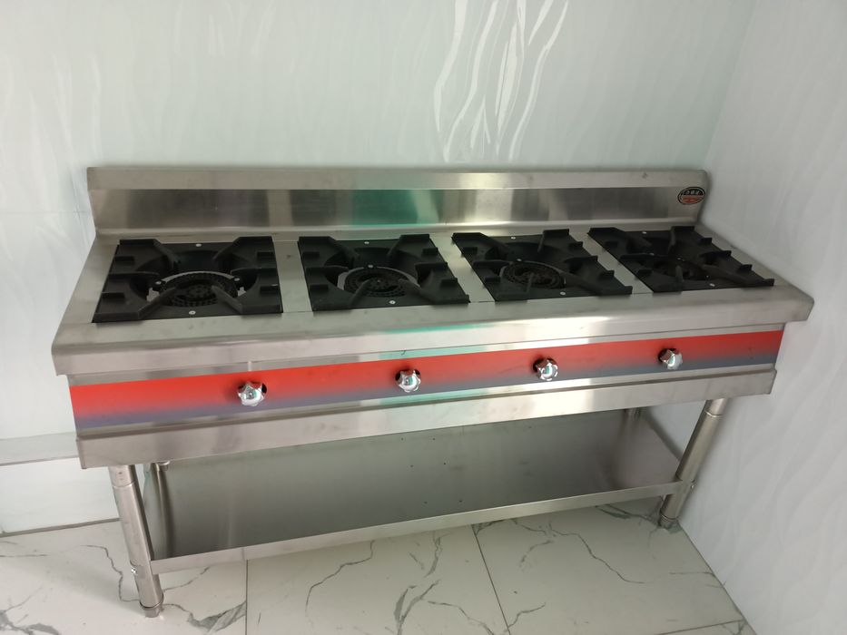 Газовая плита 4 конфорочная. Плиты газовые.