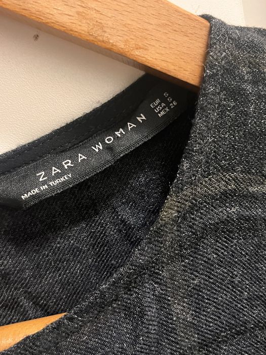 Черна дантелена блуза