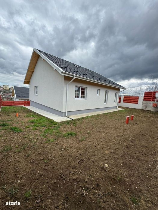 Casă 4 camere Valea Adancă!!