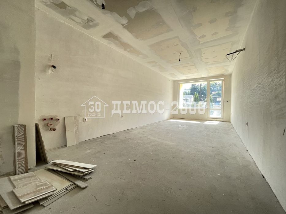 Продава се Двустаен апартамент в к.к. Св.Св. Константин и Елена - 80 кв.м за 2407 €/кв.м - Снимка #1