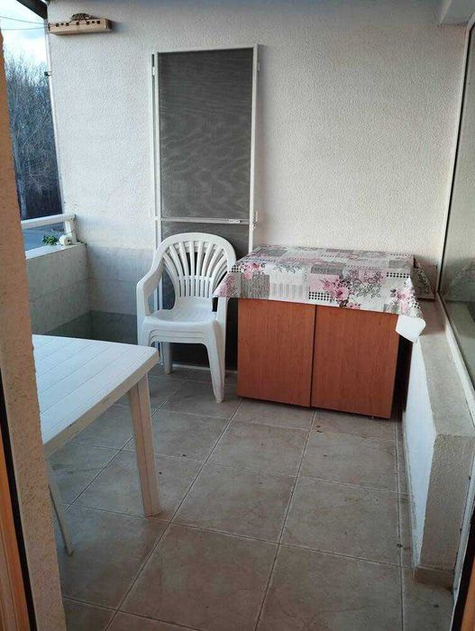 Уютен, компактен тристаен апартамент в центъра без такса поддръжка!