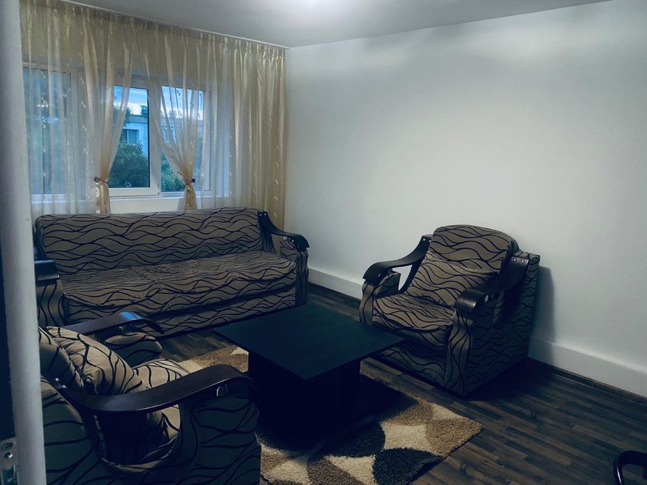 apartament de inchiriat