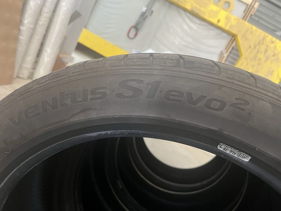 4 броя Гуми Ханкок-245/40/18