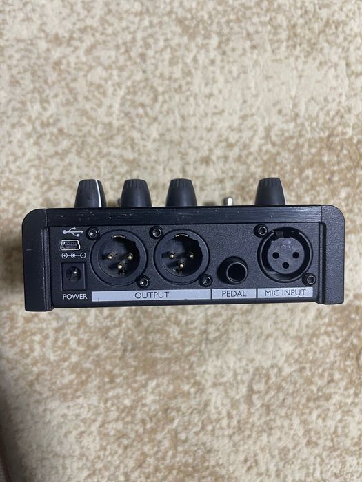 TC Helicon вокал приставка