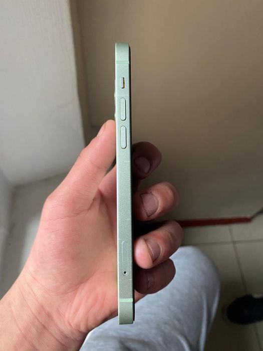 Айфон 12 зеленом цвете