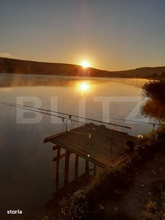 Oportunitate investitionala-Proprietate cu lac privat in Geaca