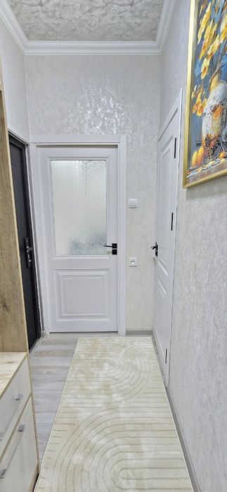 Продам квартиру чиланзар 9.  Балкон 1,5*3