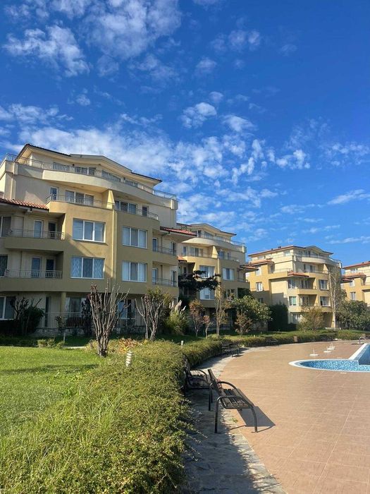 Продава се Двустаен апартамент в Обзор - 64 кв.м за 985 €/кв.м - Снимка #17