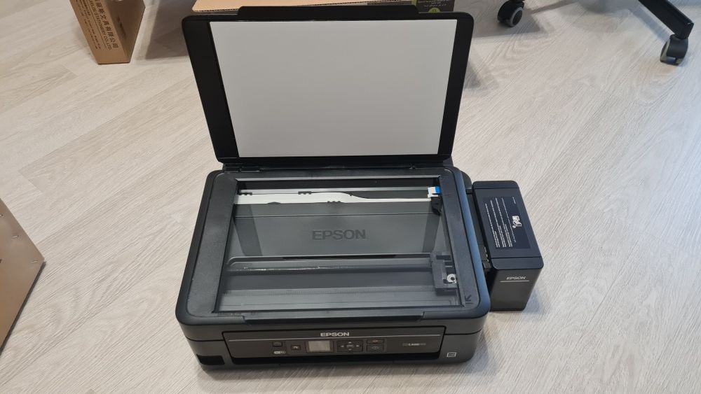 Vând imprimanta Epson L486