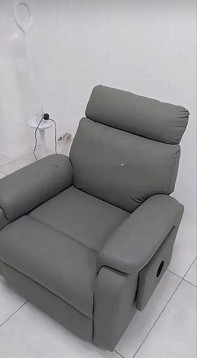 Место в аренду в салоне