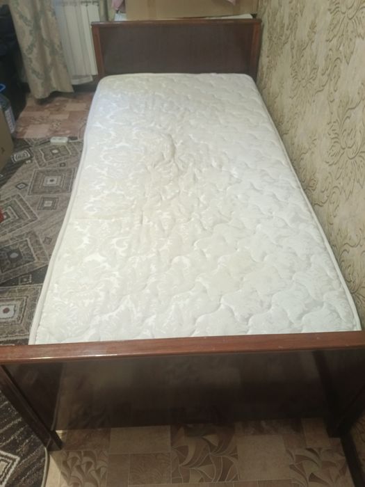 Продам 1 спальню кровать