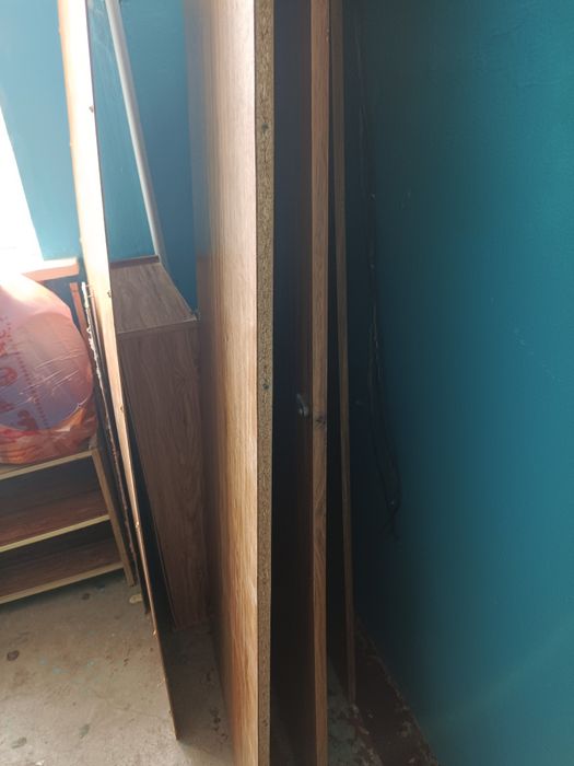 Отдам даром шкаф