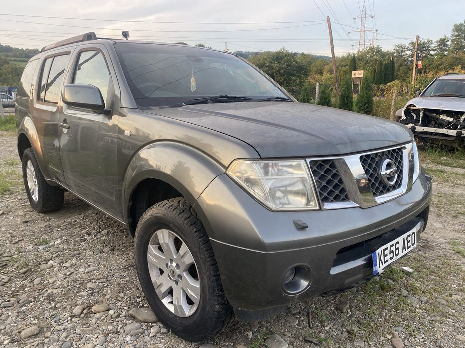 Dezmembrez Nissan Pathfinder 2.5dci