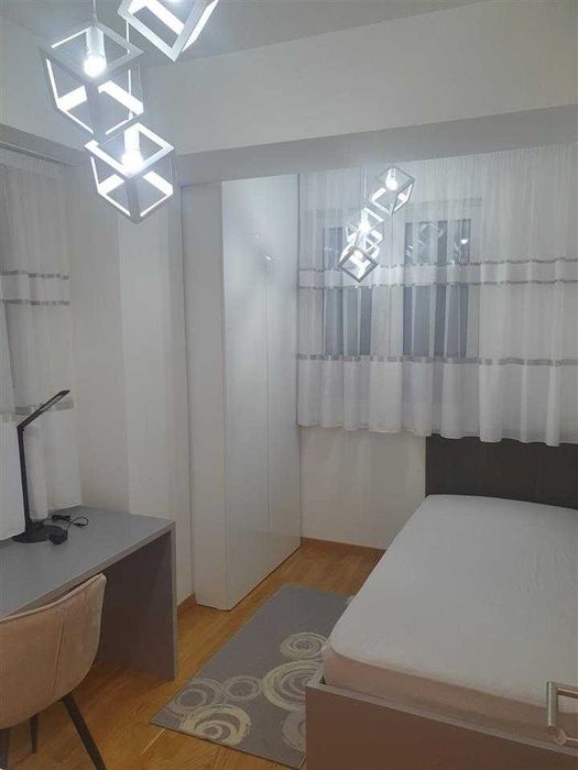 Дава се под наем Двустаен апартамент в Бургас, Изгрев - 67 кв.м за 178.5 € - Снимка #2